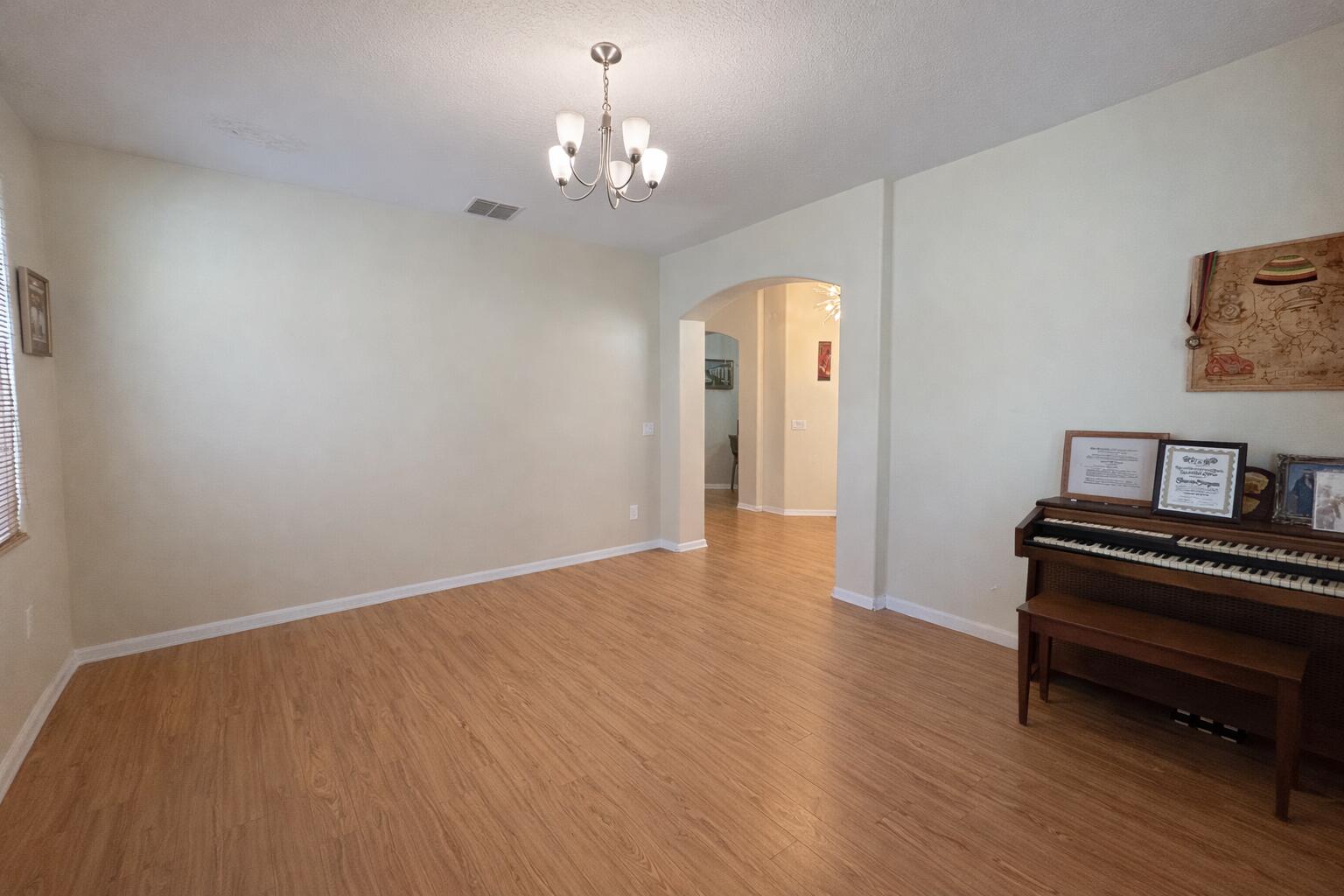 ORCHARD PARK - Residential