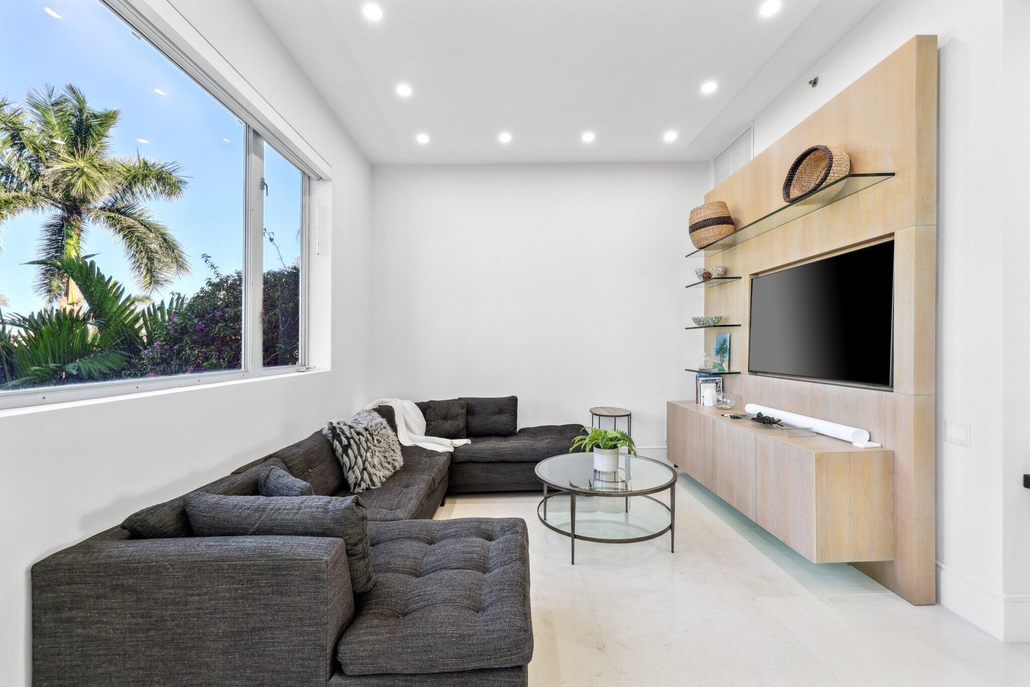 OCEAN PLACE VILLAS - Residential