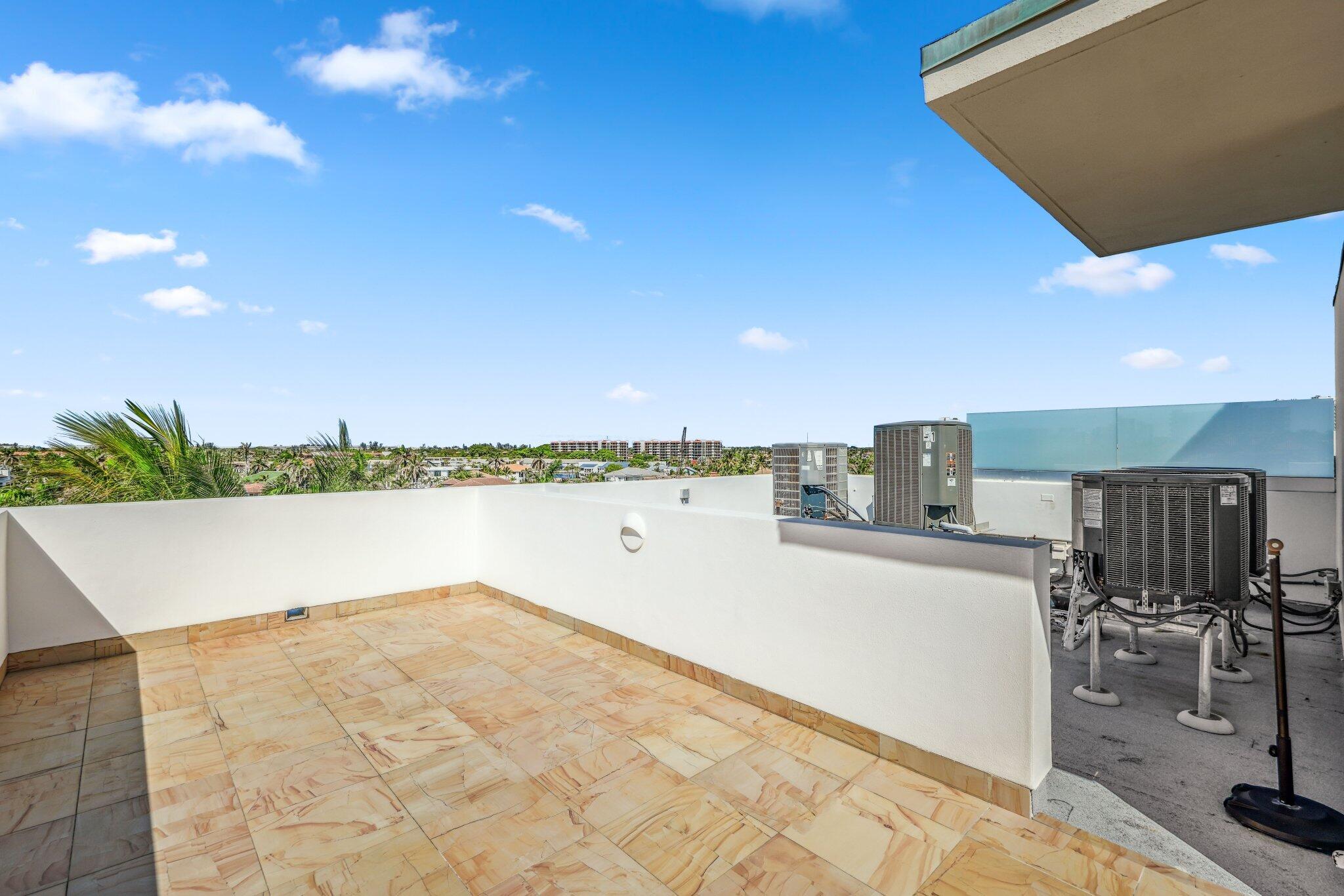 OCEAN PLACE VILLAS - Residential