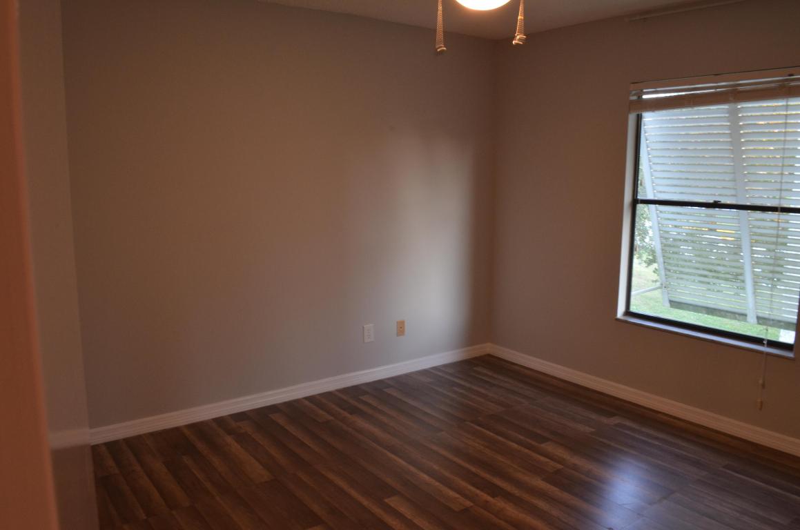 Sebastian Lakes - Residential