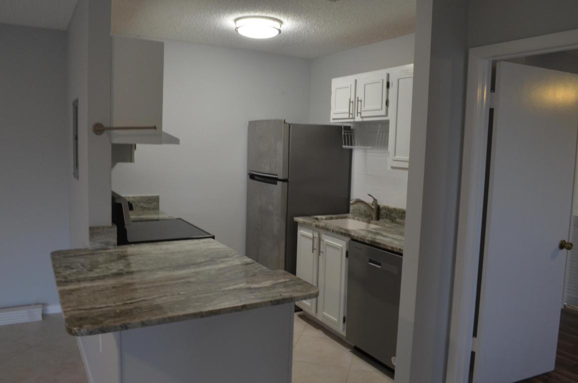 Sebastian Lakes - Residential