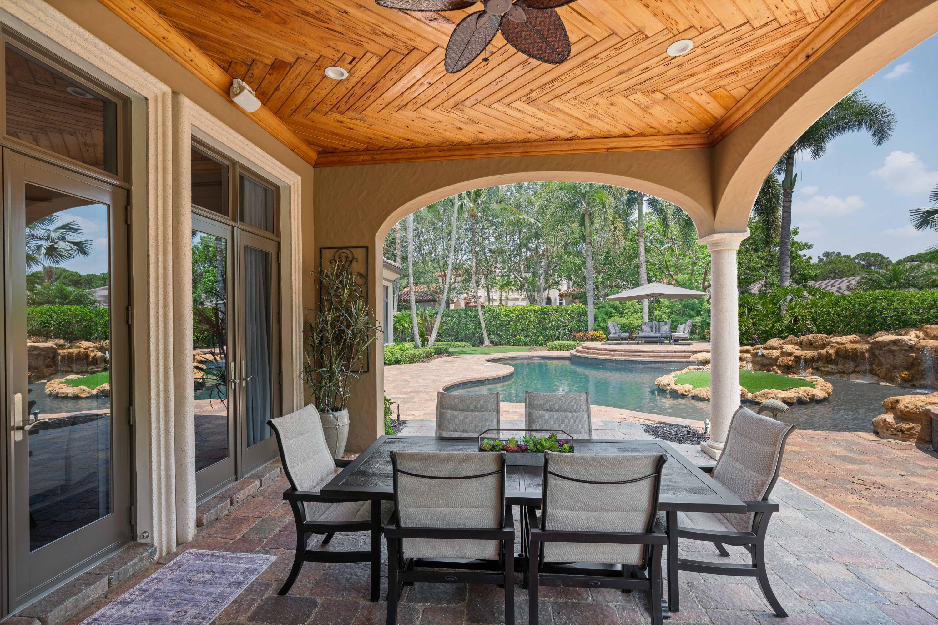 OLD PALM 4 - Residential