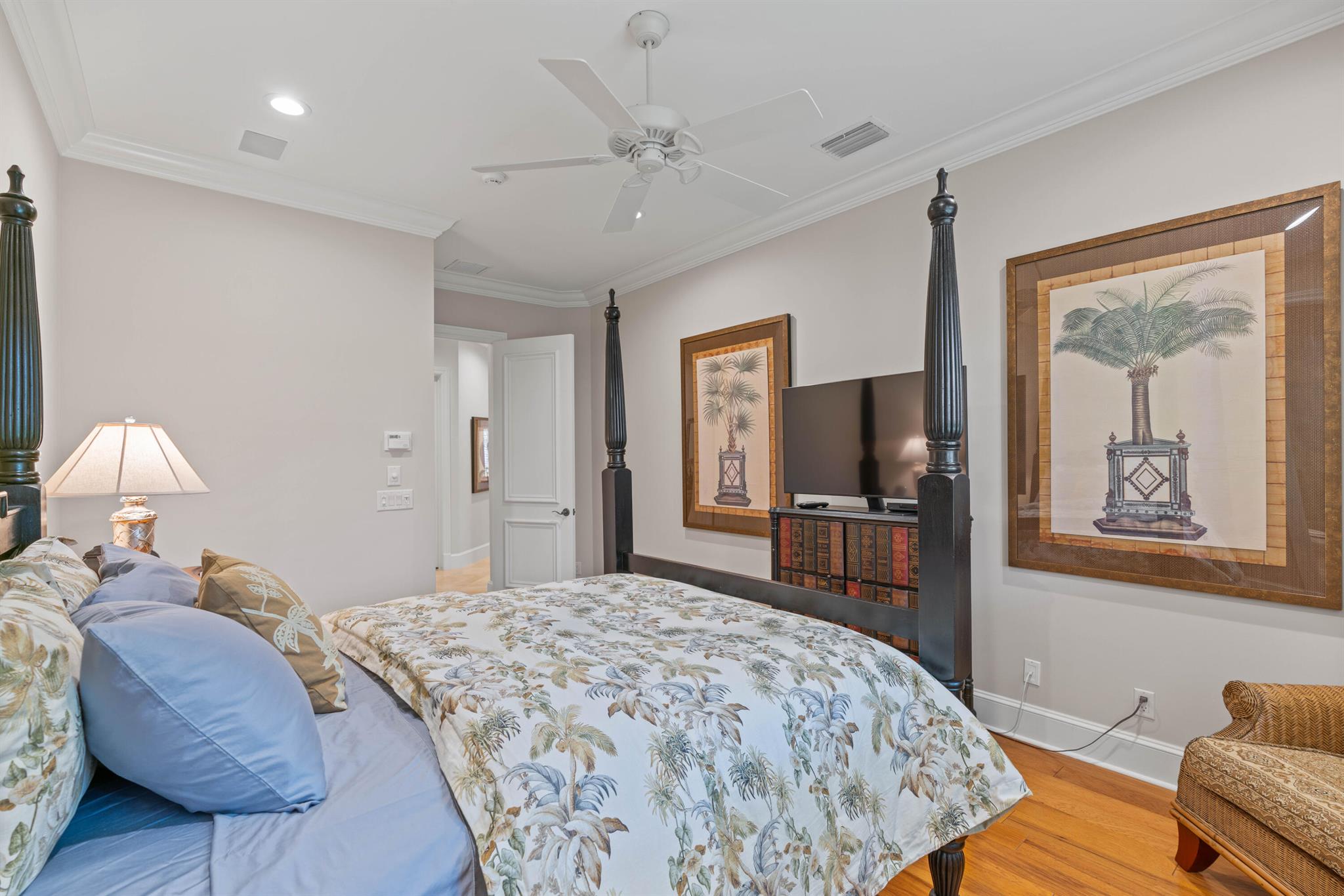 OLD PALM 4 - Residential