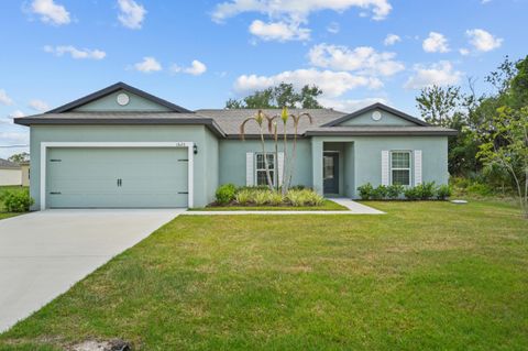 Property photo of 1620 Sw Escobar Lane, Port St Lucie, FL 34953