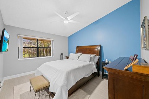 Tiny photo for 4352 Carambola Circle N, Coconut Creek, FL 33066 (MLS # B26047418)
