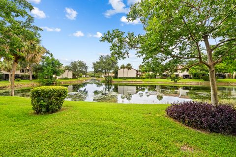 Tiny photo for 4352 Carambola Circle N, Coconut Creek, FL 33066 (MLS # B26047418)