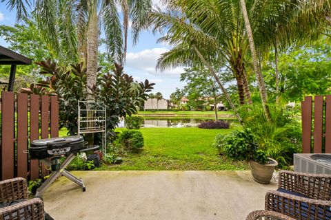 Tiny photo for 4352 Carambola Circle N, Coconut Creek, FL 33066 (MLS # B26047418)