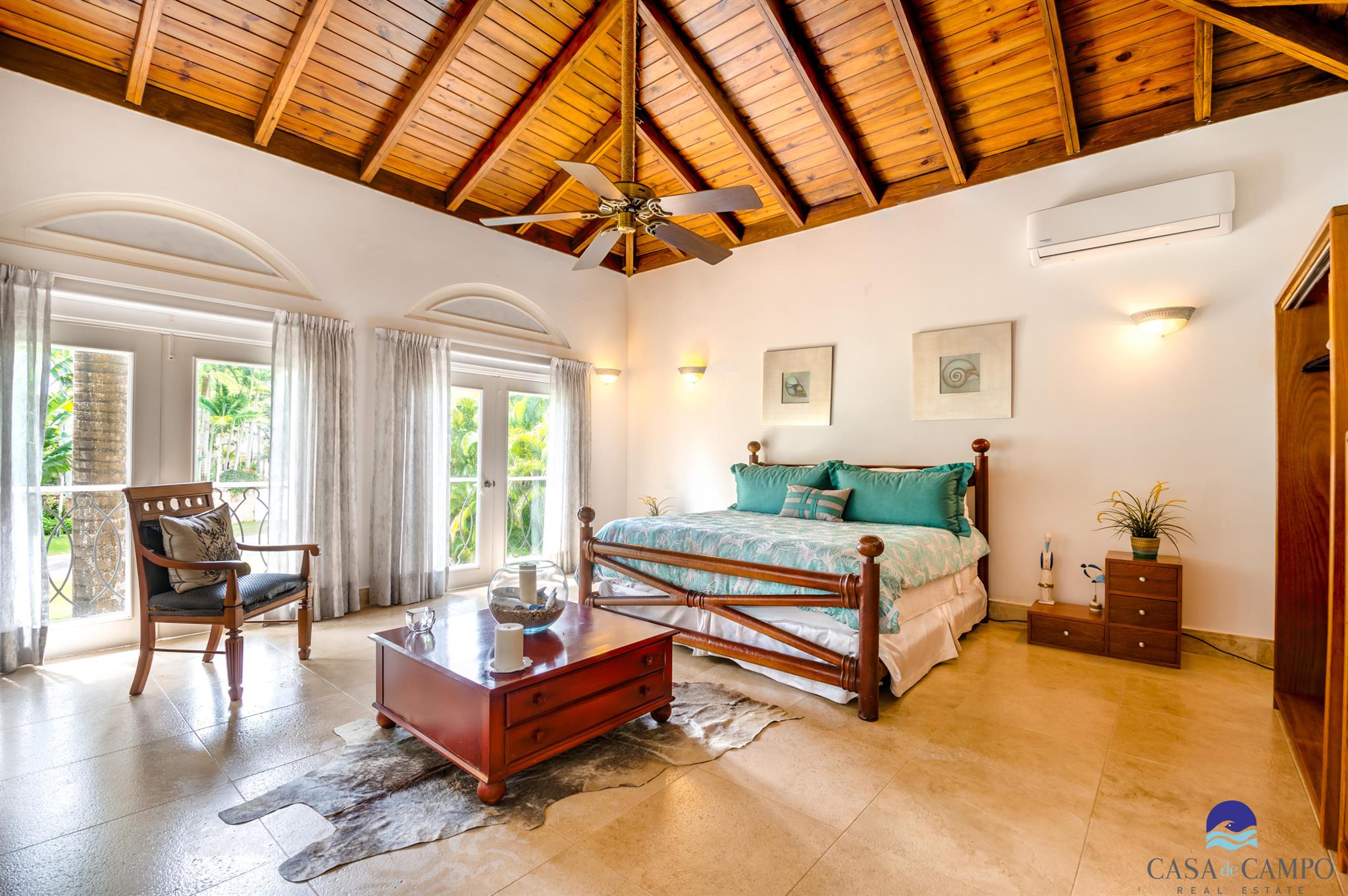 Punta Aguila in Casa de C - Residential