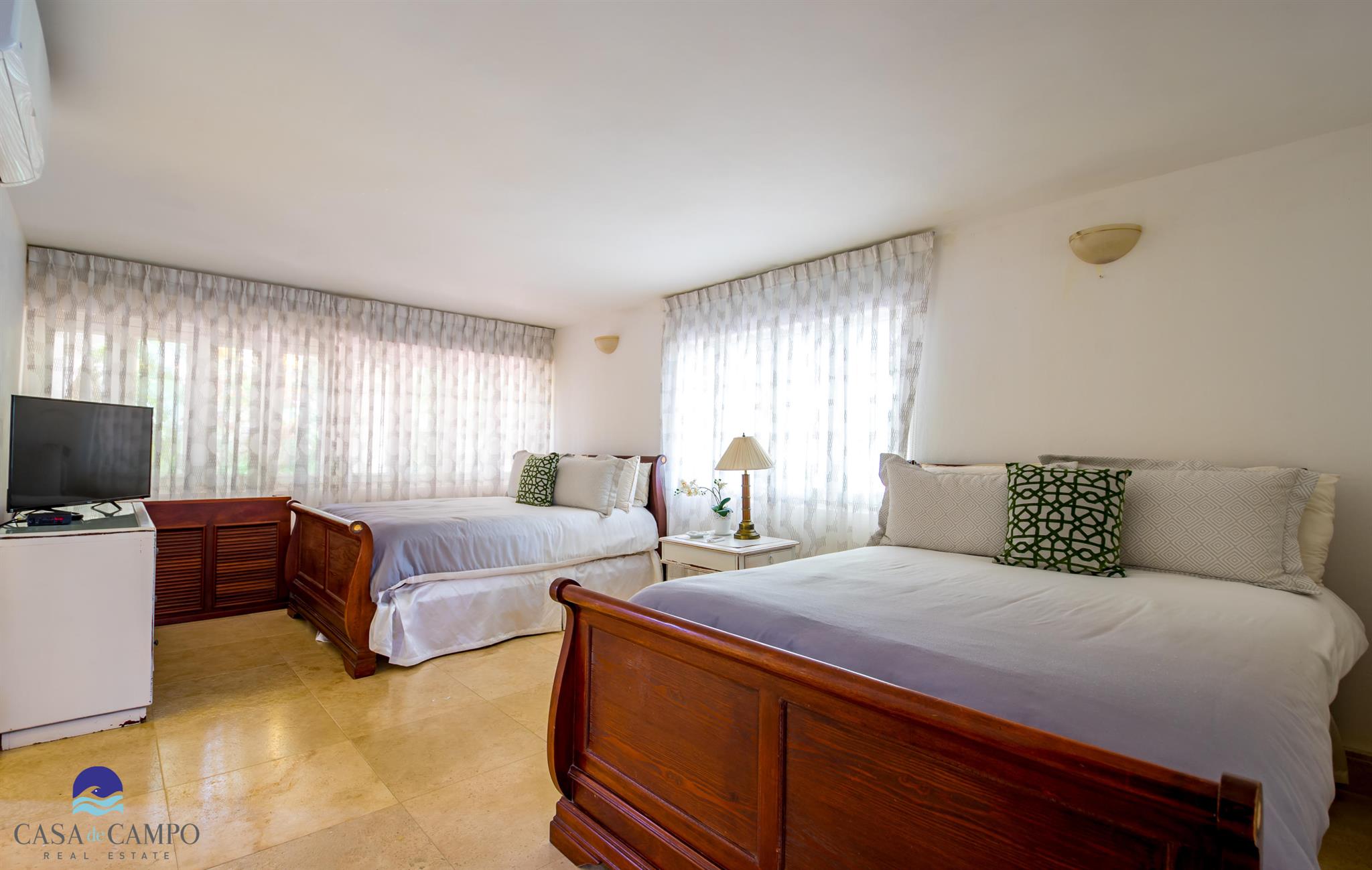 Punta Aguila in Casa de C - Residential