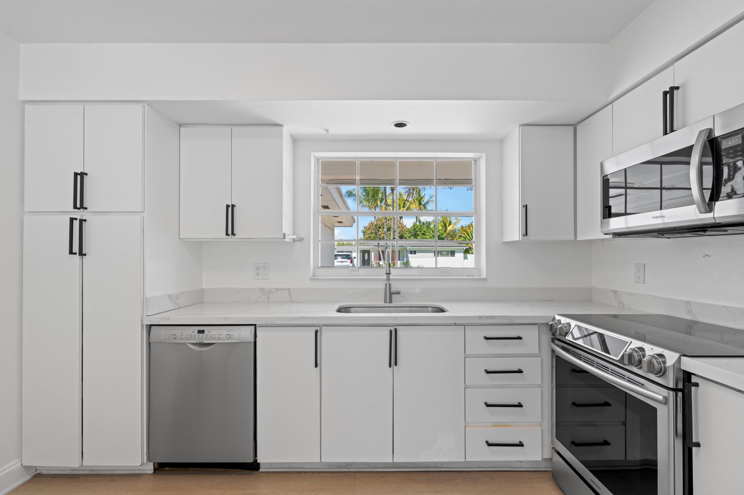 CHATHAM HILLS - Residential