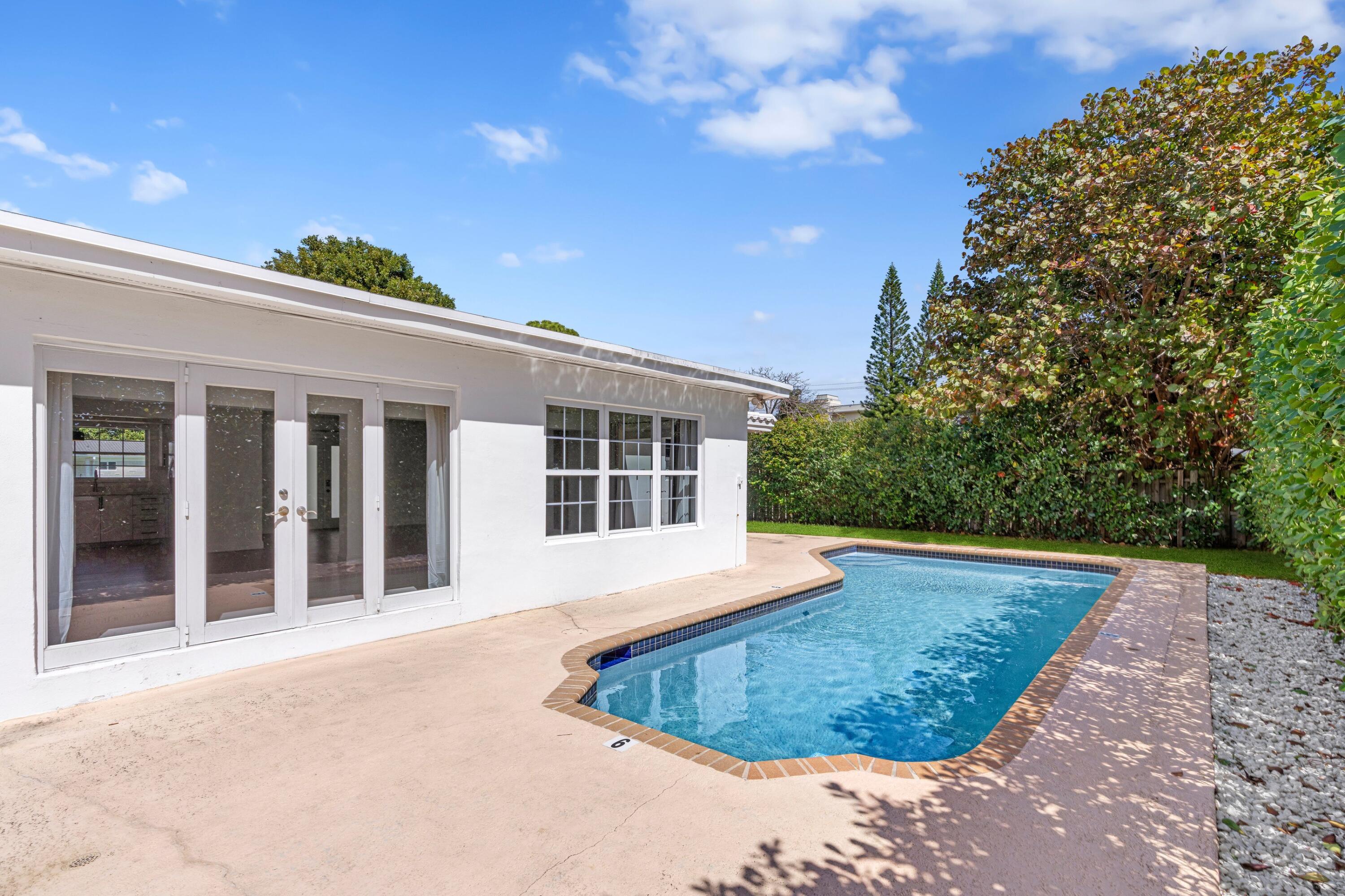 CHATHAM HILLS - Residential