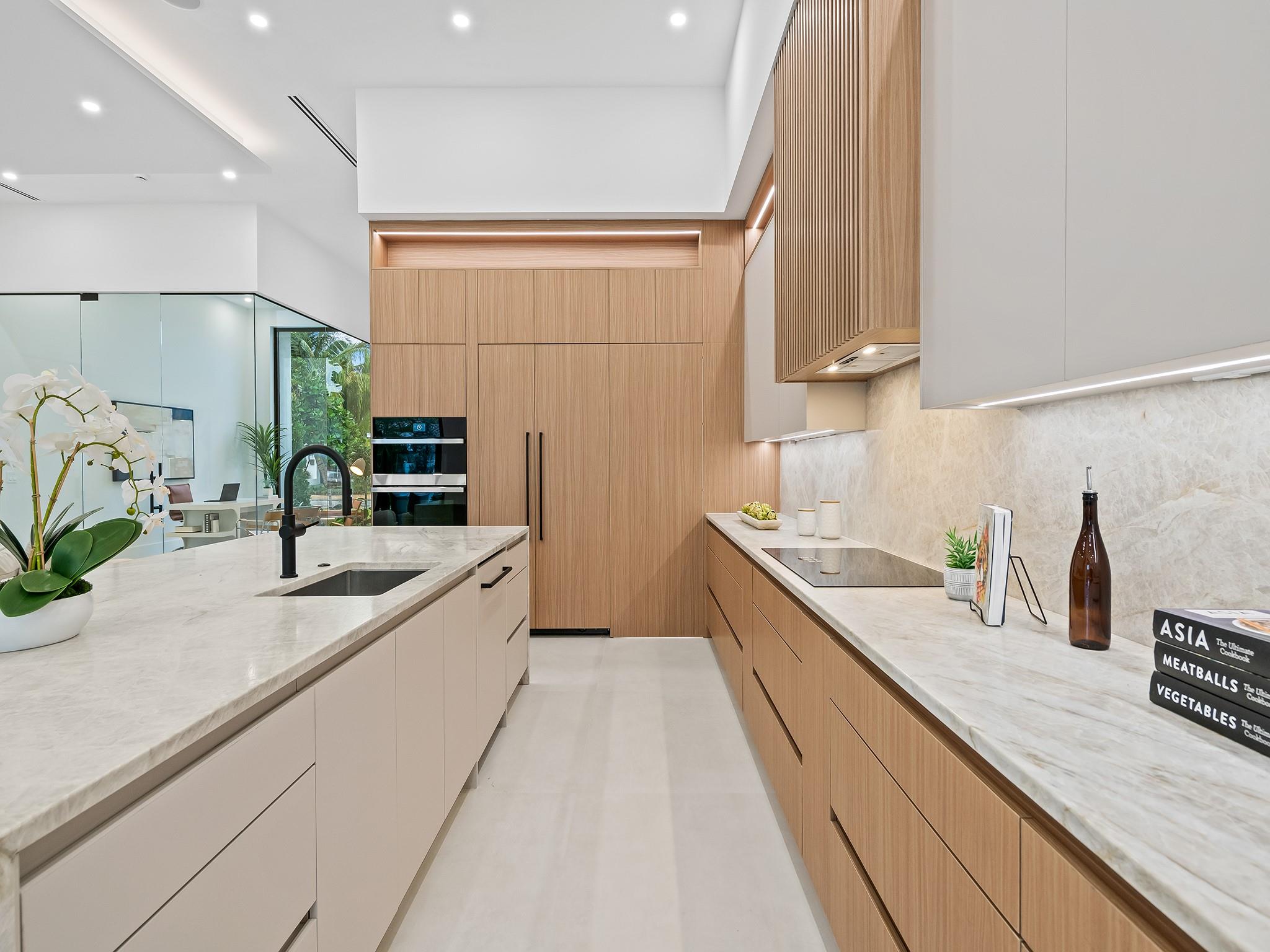 Poinsettia Heights - Residential