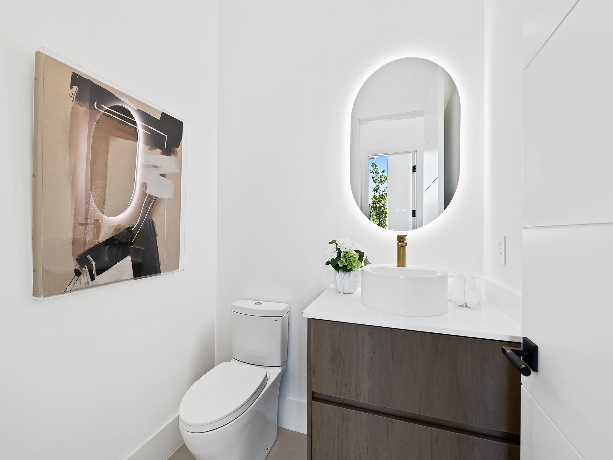 Poinsettia Heights - Residential