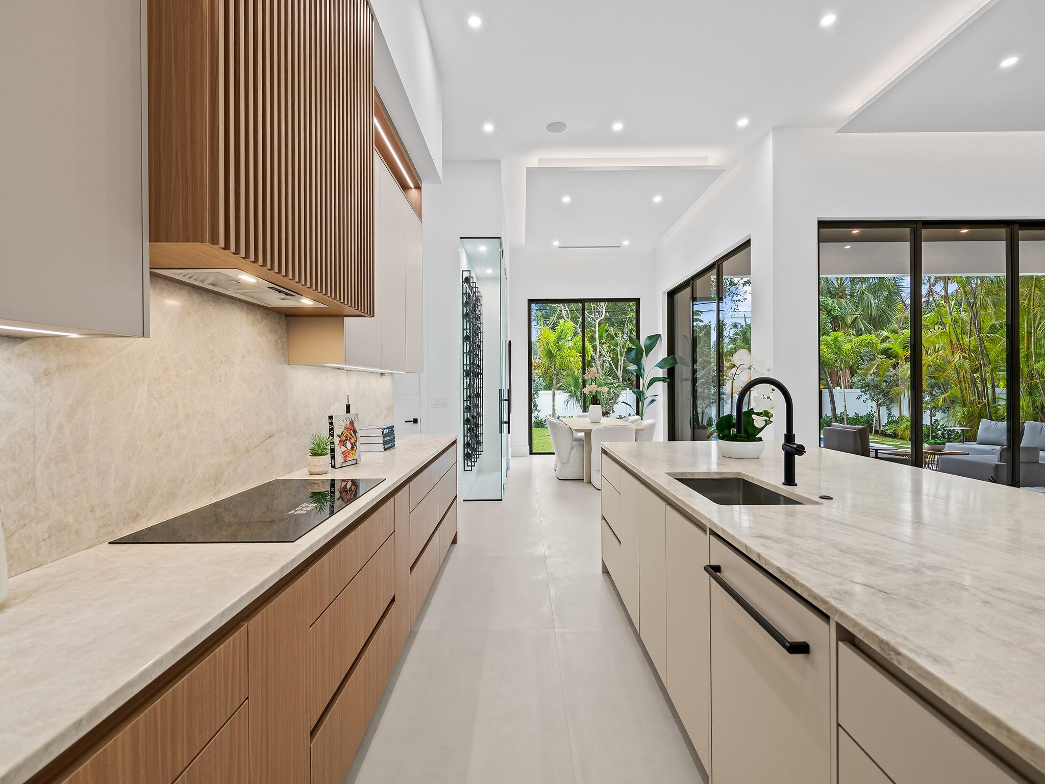 Poinsettia Heights - Residential