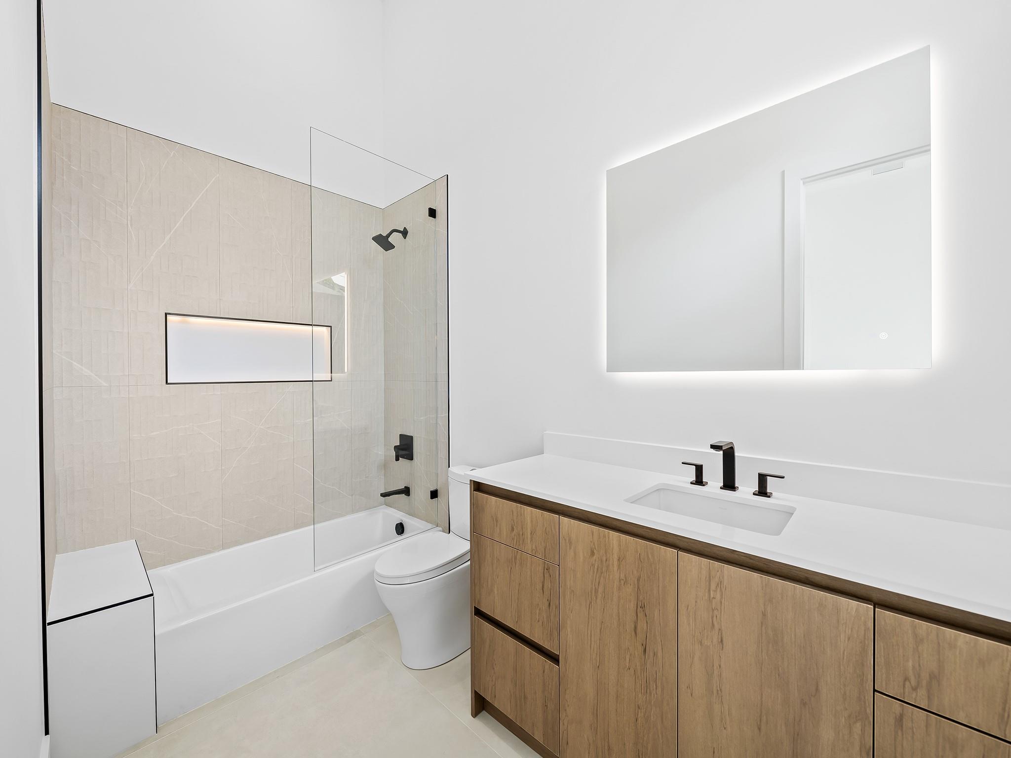 Poinsettia Heights - Residential