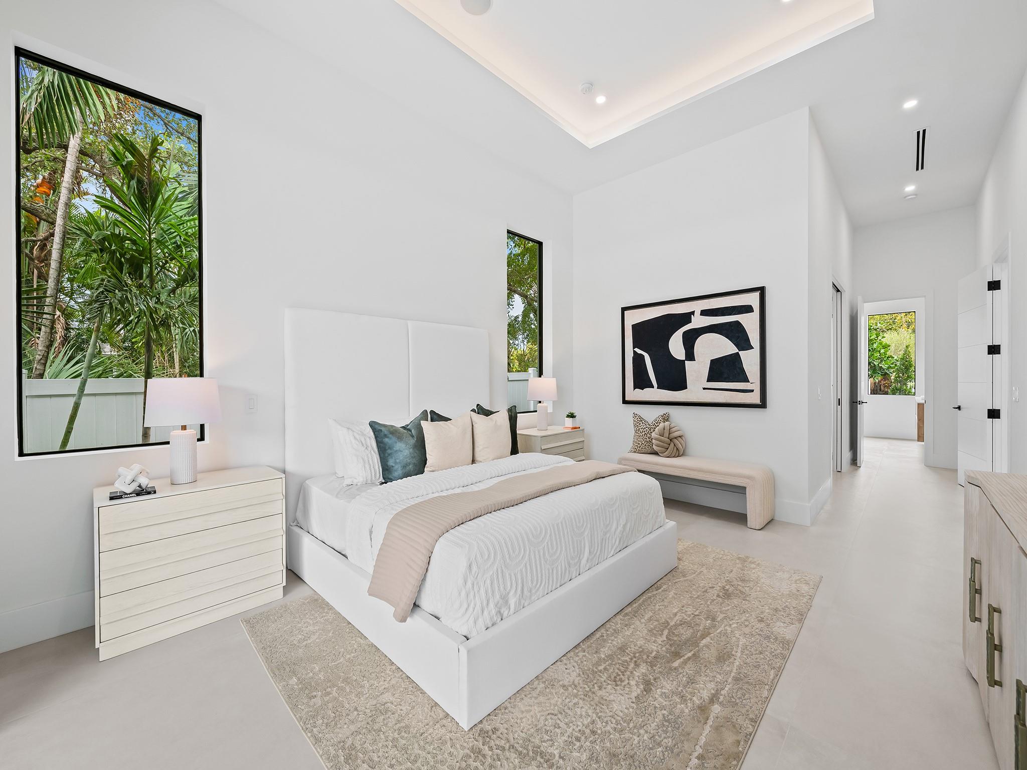 Poinsettia Heights - Residential