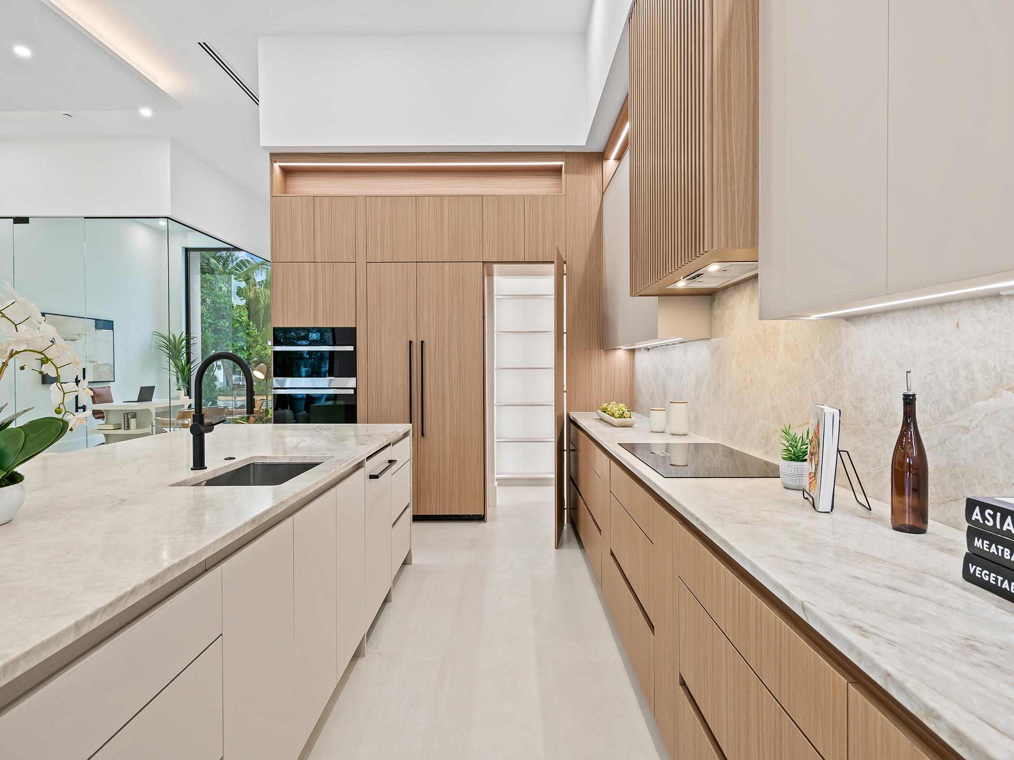 Poinsettia Heights - Residential