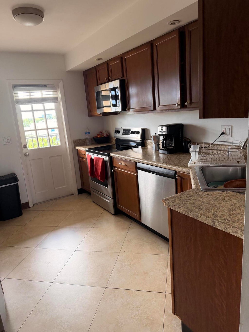Photo of 9101 W SAMPLE Road #605, Coral Springs, FL 33065 (MLS # B26080114)