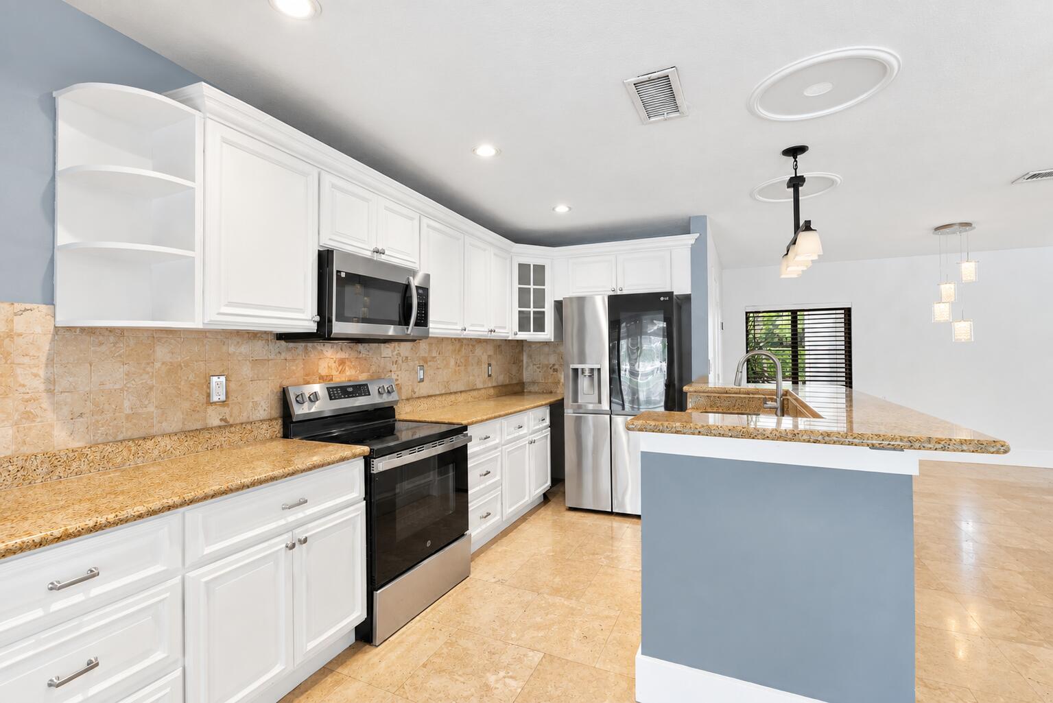 11905 SAILBOAT Drive