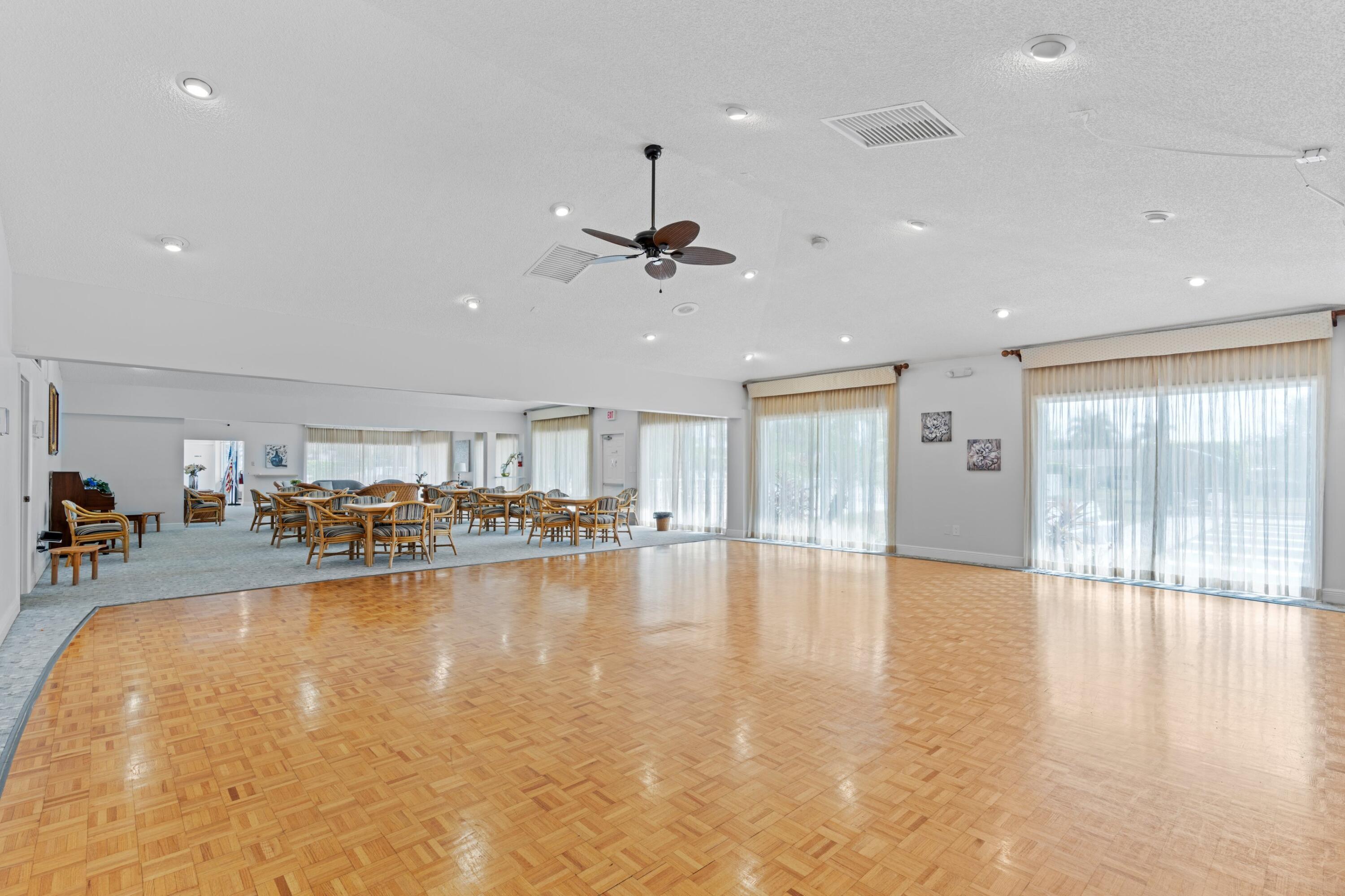 BOCA LAKES CONDO - Residential Lease