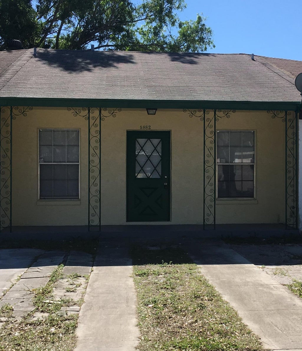 Photo of 5882 S 38th Street, Greenacres, FL 33463 (MLS # B26087080)