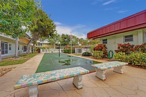 Tiny photo for 860 SE 6th Avenue #402, Deerfield Beach, FL 33441 (MLS # F10533476)