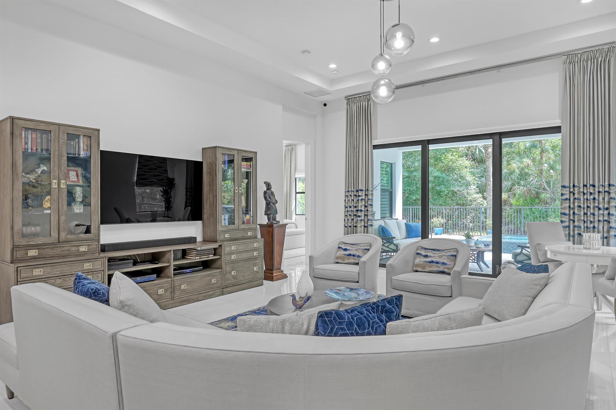 5606 Delacroix Terrace