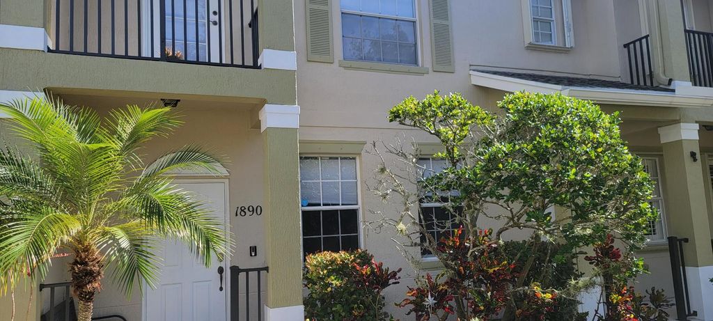 Photo of 1890 SE Grand Drive, Port Saint Lucie, FL 34952 (MLS # R10935900)