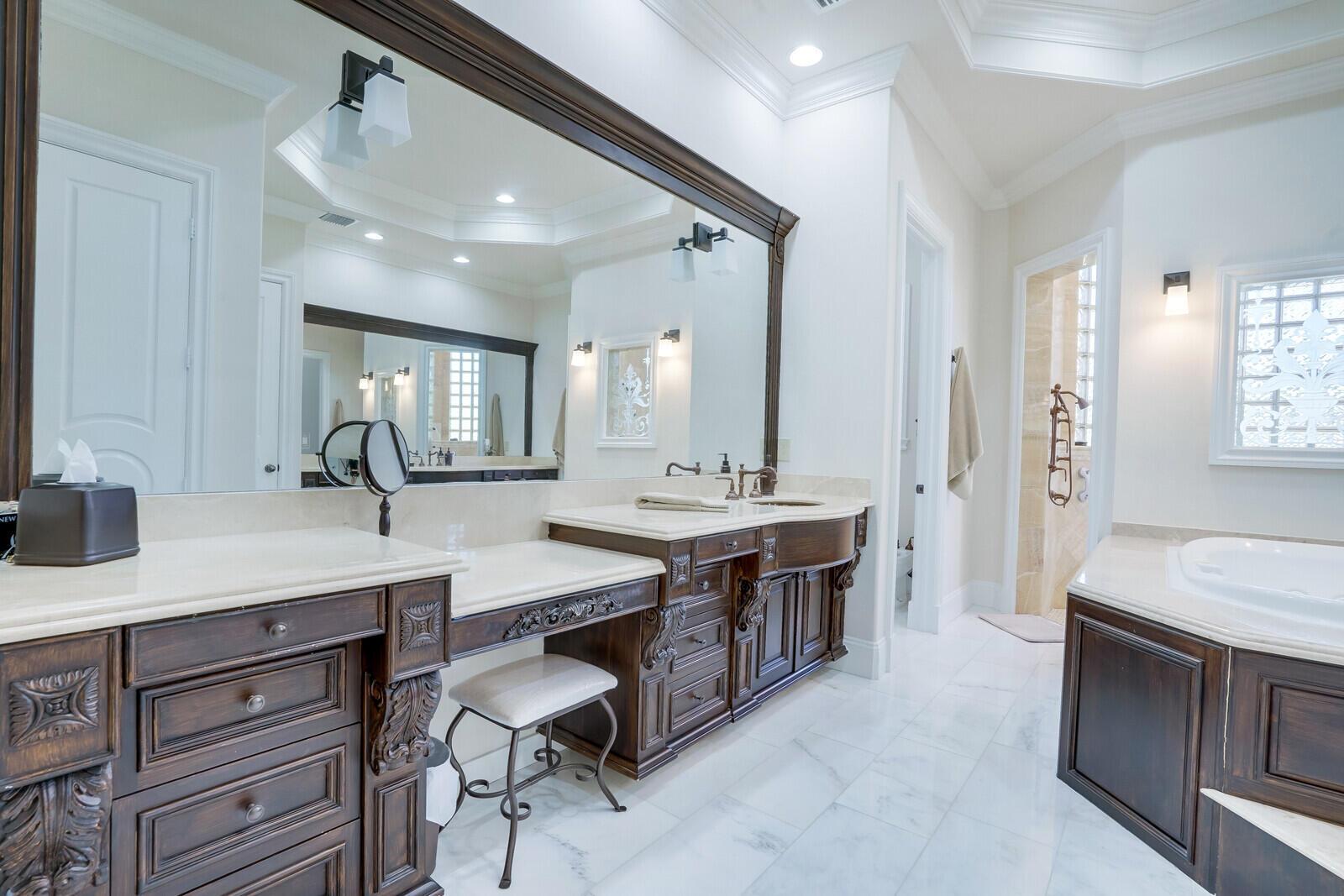 WELLINGTON AERO CLUB OF T - Residential