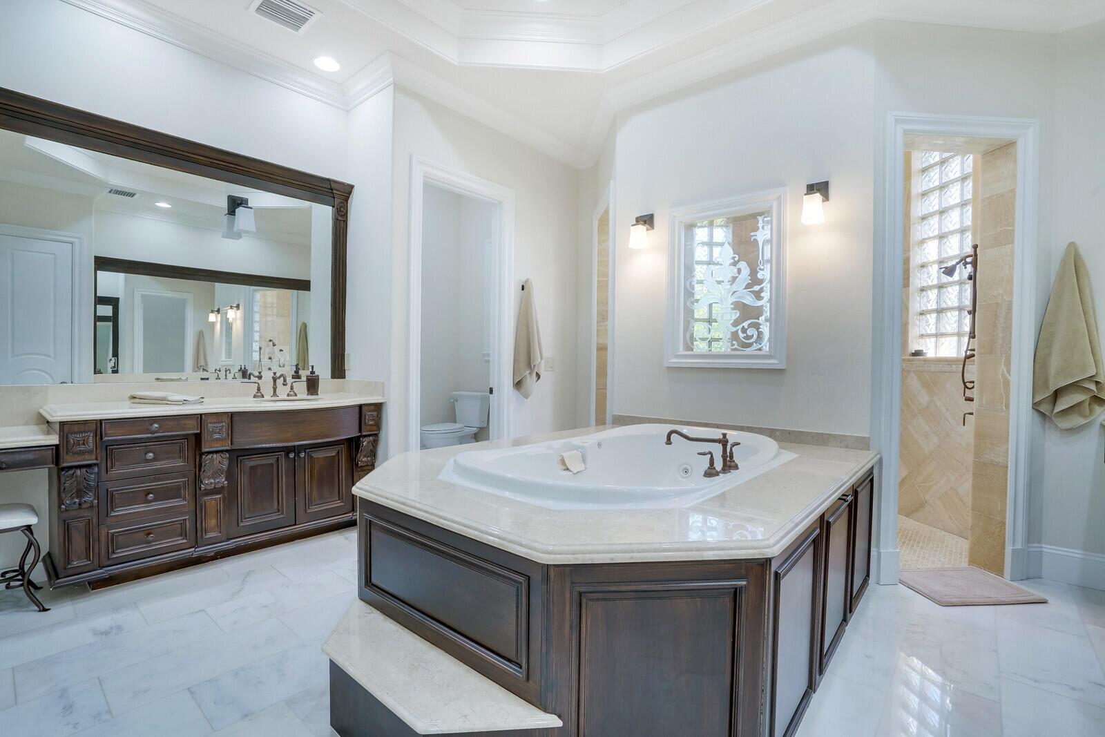 WELLINGTON AERO CLUB OF T - Residential