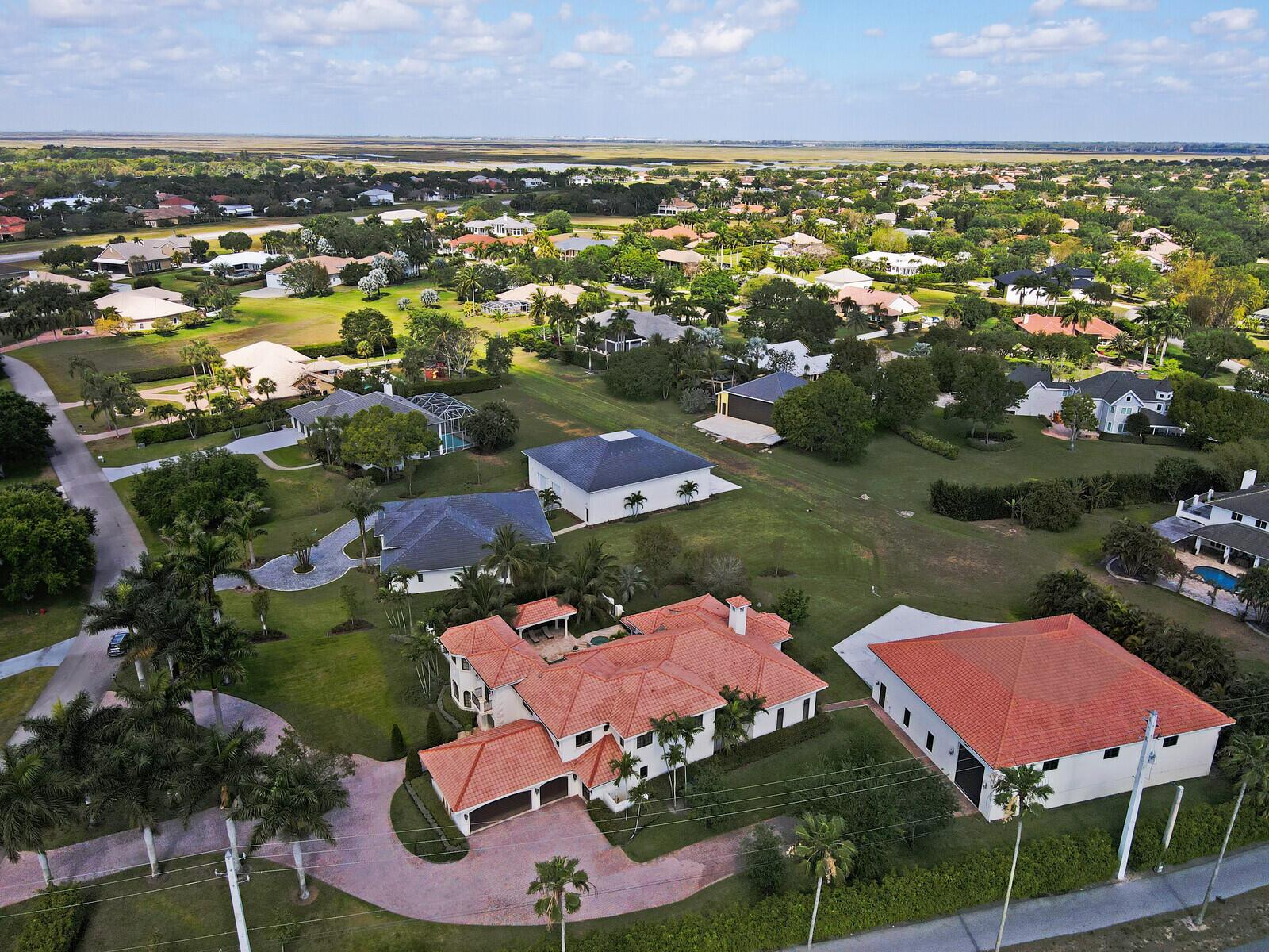 WELLINGTON AERO CLUB OF T - Residential