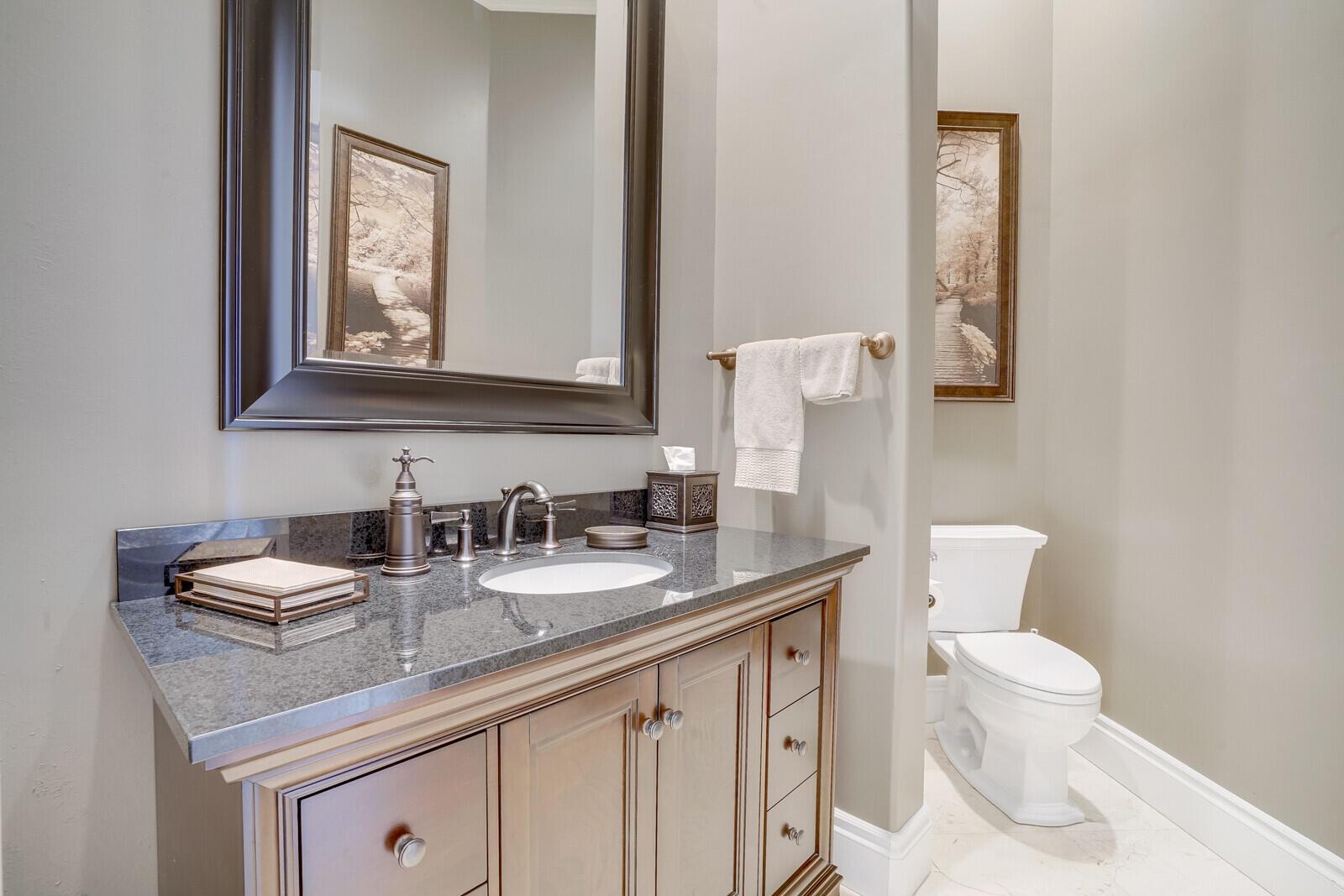 WELLINGTON AERO CLUB OF T - Residential