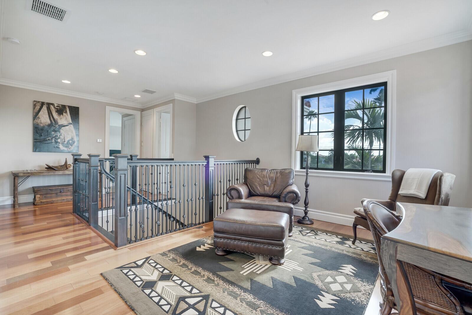 WELLINGTON AERO CLUB OF T - Residential