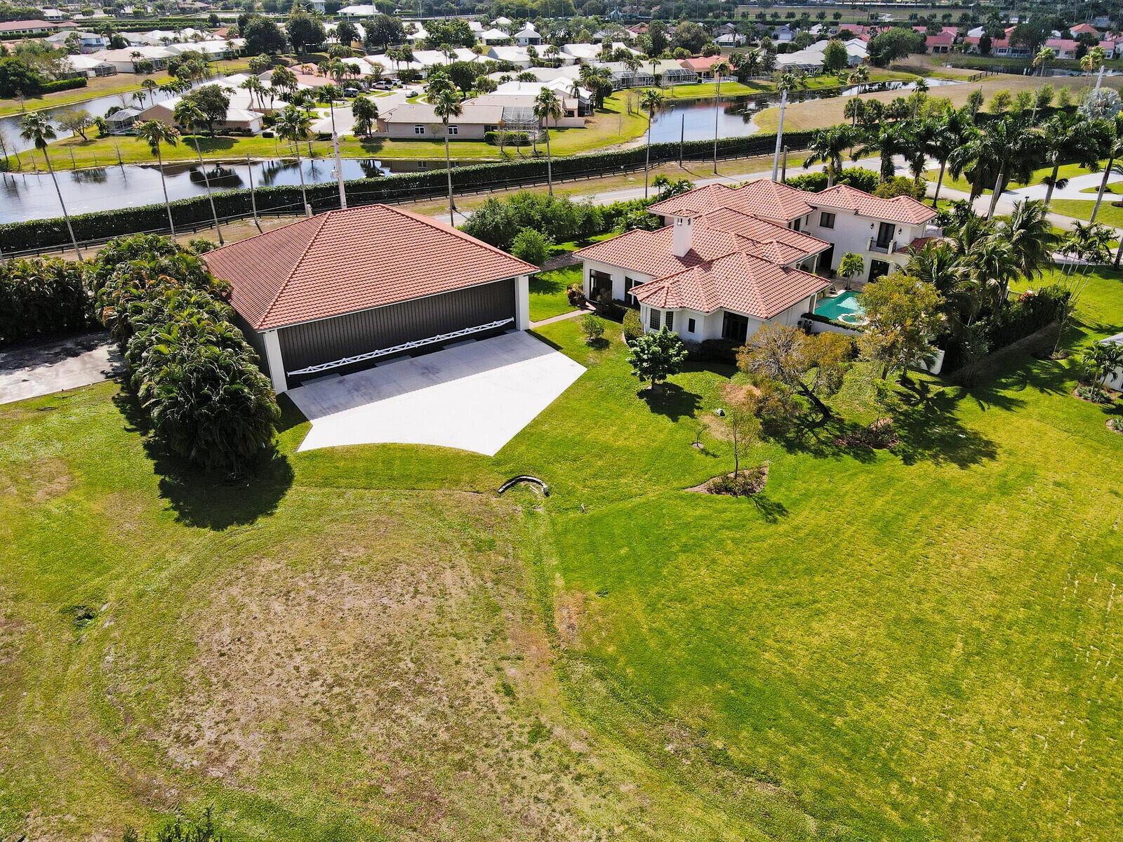 WELLINGTON AERO CLUB OF T - Residential