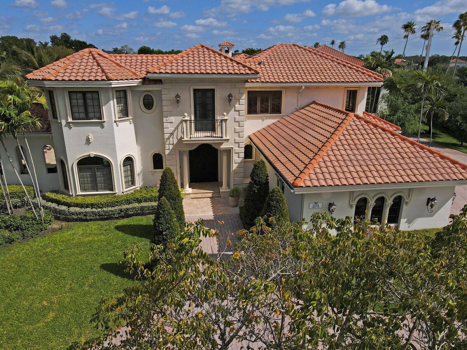 WELLINGTON AERO CLUB OF T - Residential