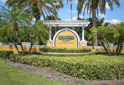 5060 Fairways Circle Unit F312, Vero Beach, FL 32967 - MLS#: R11006679
