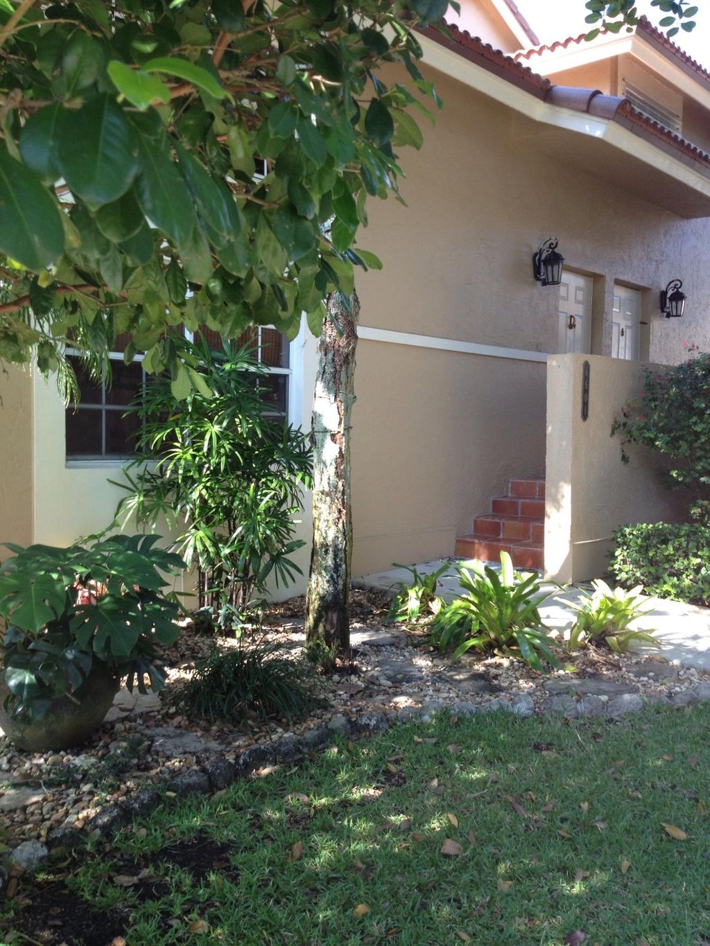 Photo of 6601 Via Regina, Boca Raton, FL 33433 (MLS # R11125500)