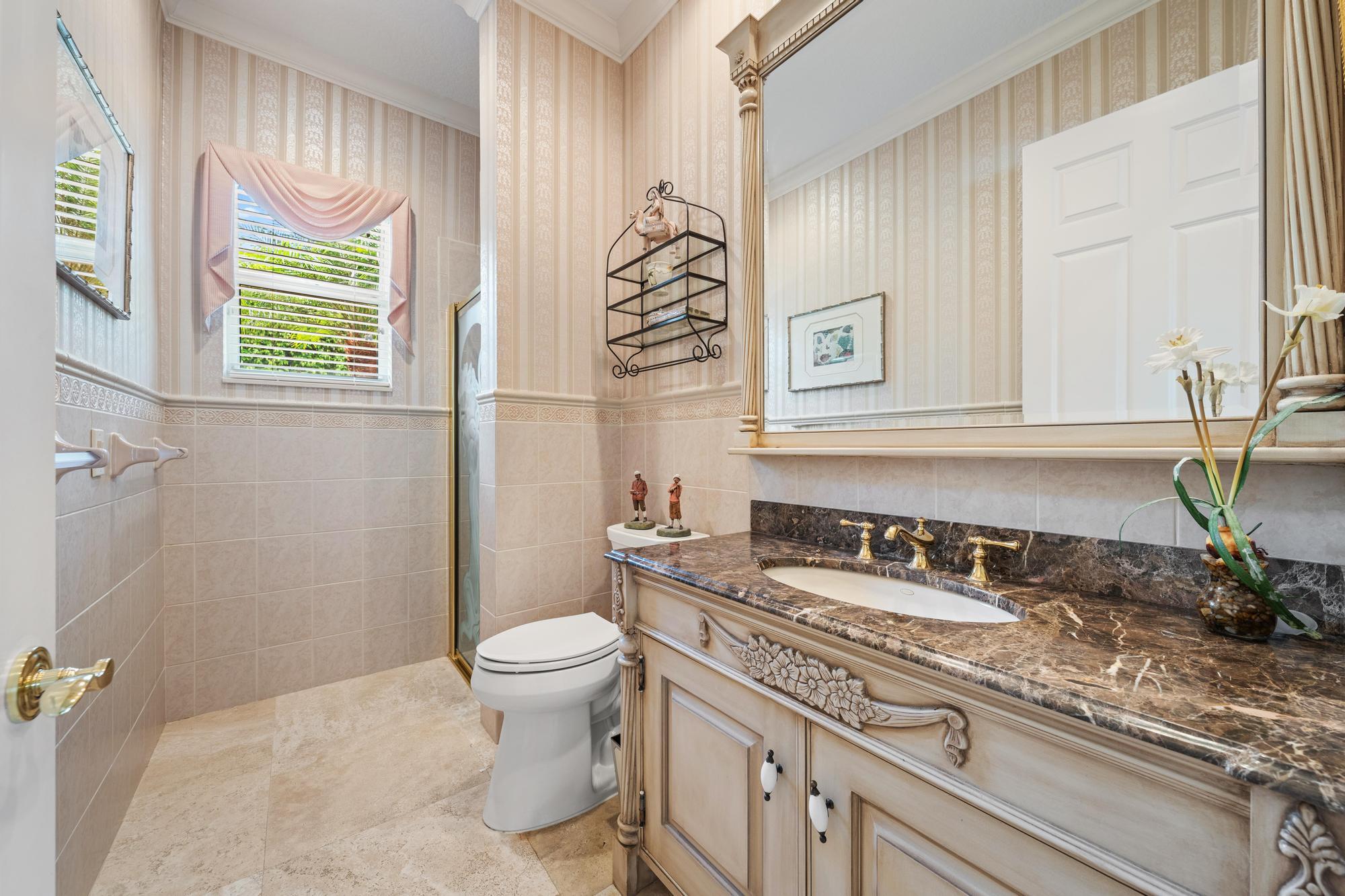 IBIS GOLF AND COUNTRY CLUB  - Herongate - Residential