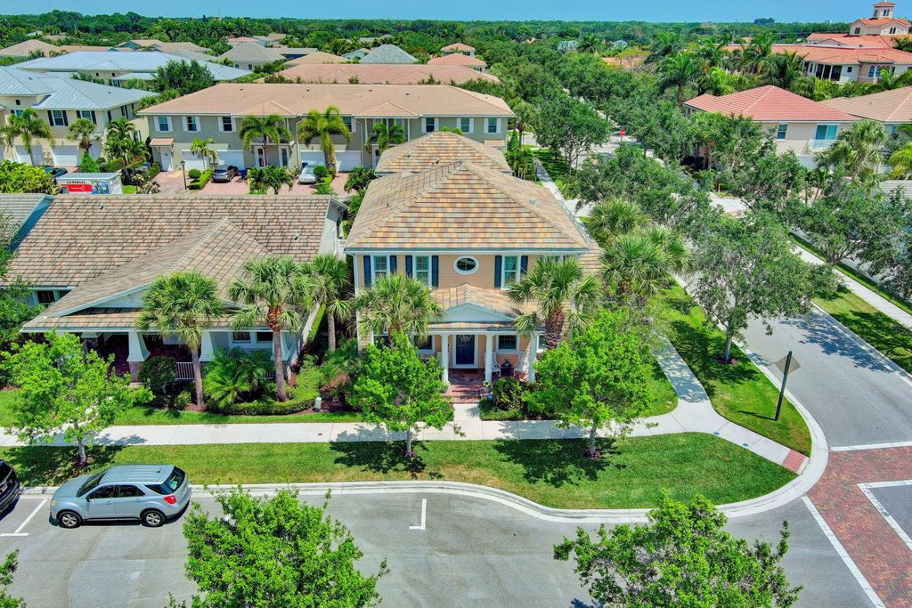 Photo of 1111 N Prescott Drive N, Jupiter, FL 33458 (MLS # R10995679)