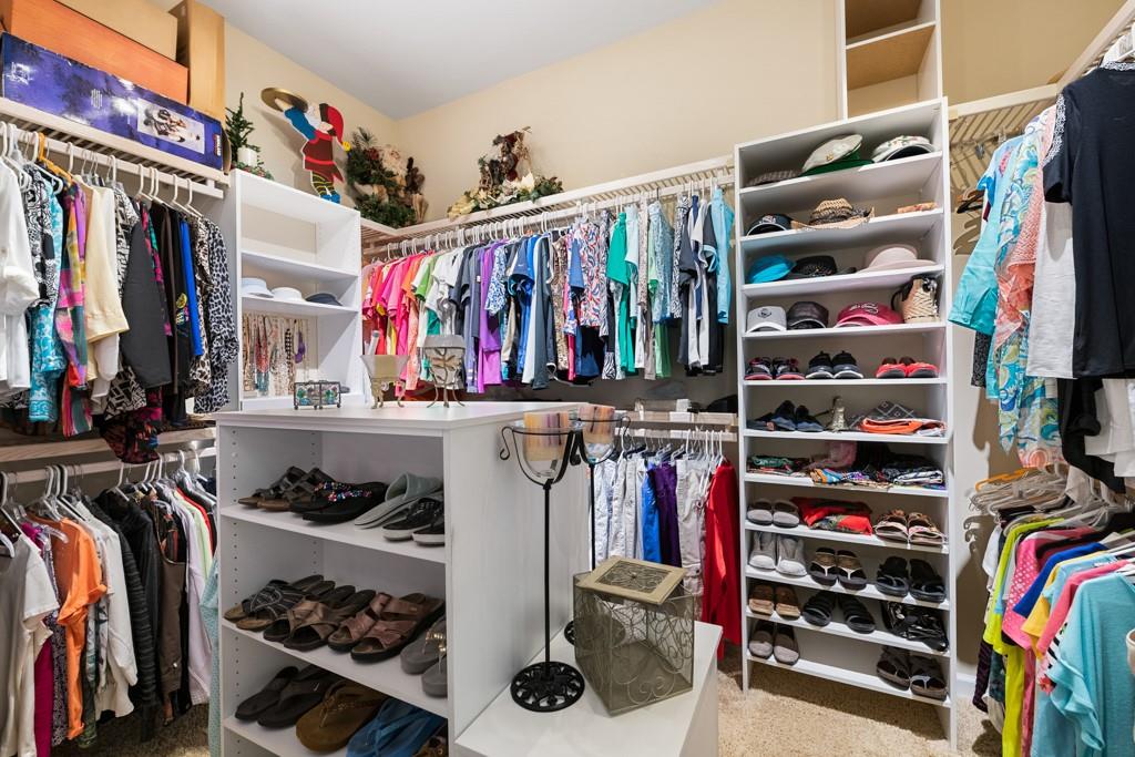 Rolling Hills Golf & Tenn - Residential