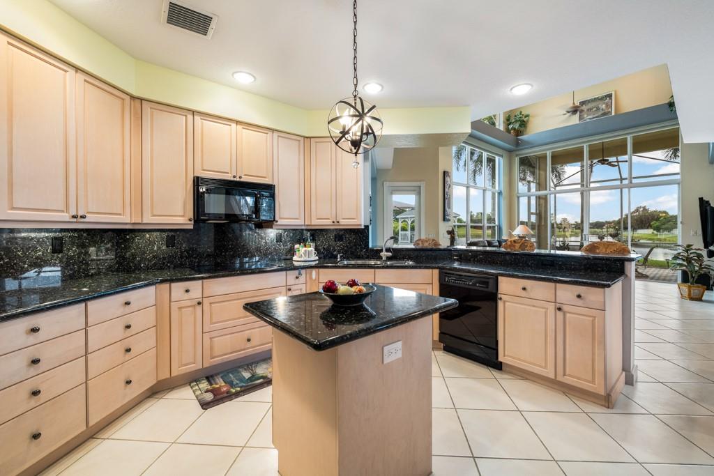 Rolling Hills Golf & Tenn - Residential