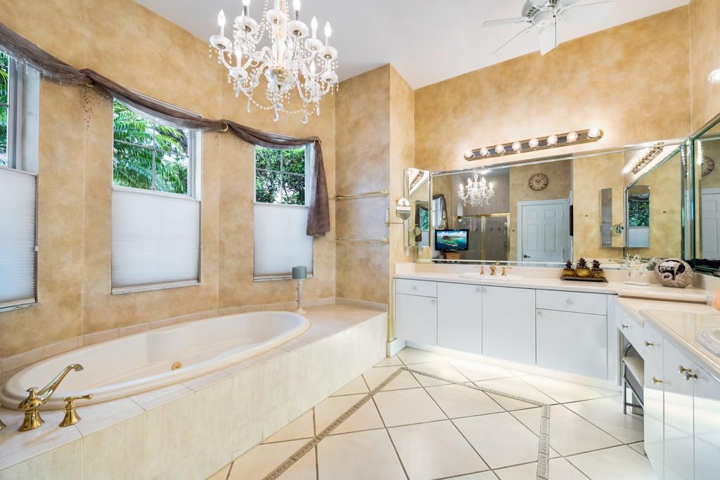 Rolling Hills Golf & Tenn - Residential