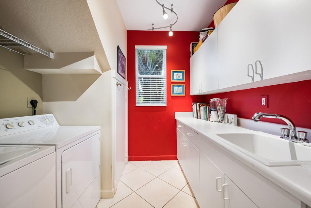 Rolling Hills Golf & Tenn - Residential