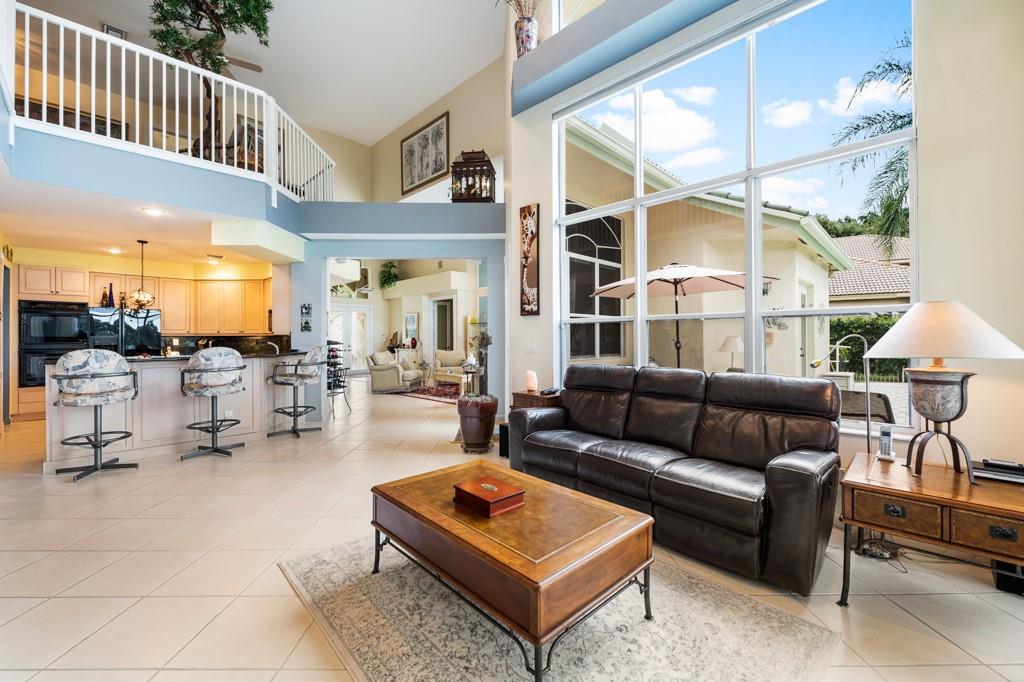 Rolling Hills Golf & Tenn - Residential