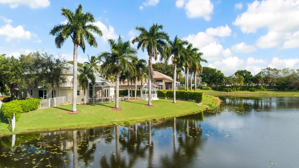 Rolling Hills Golf & Tenn - Residential