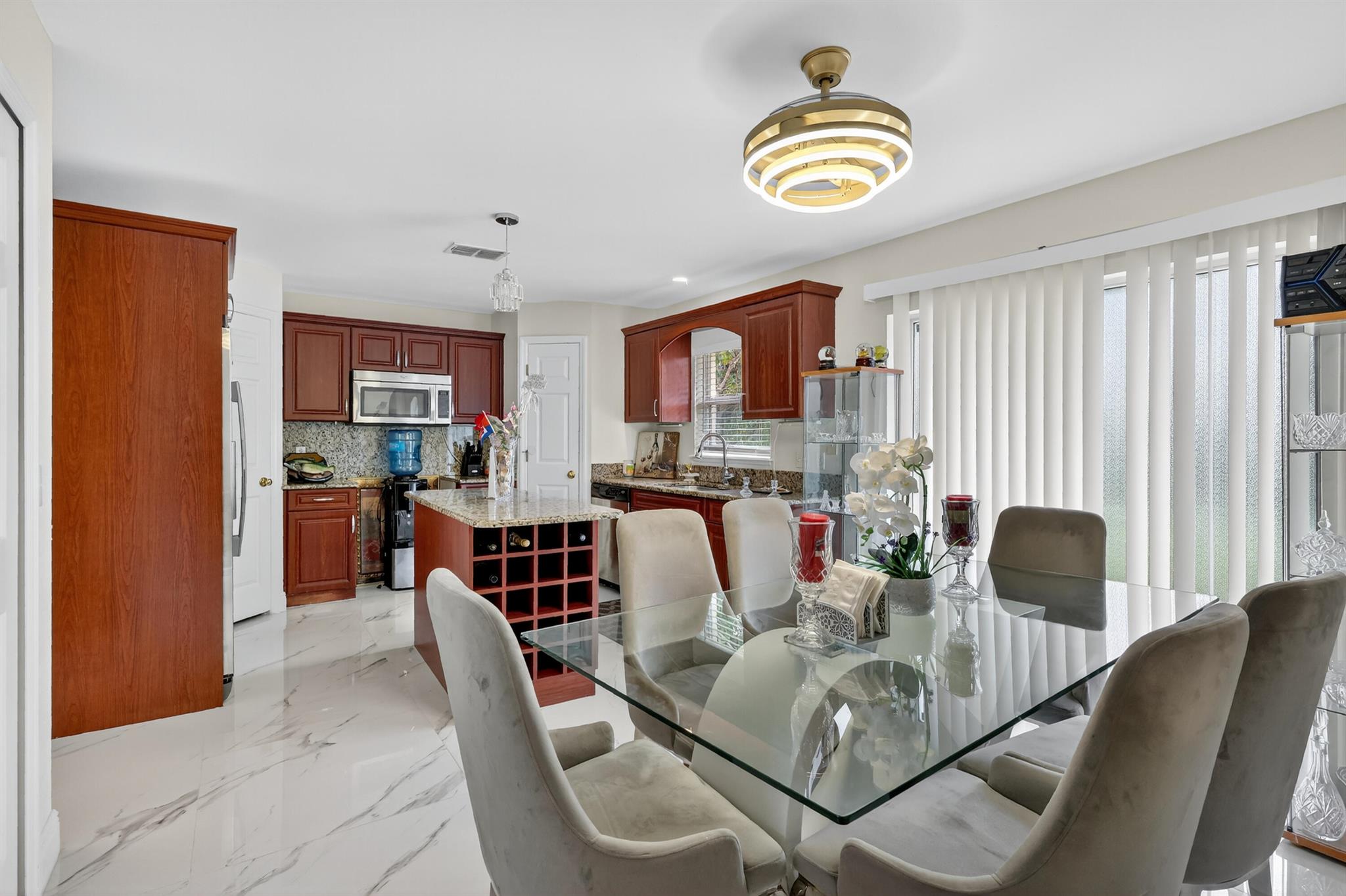 PORT ST LUCIE SECTION 7 - Residential Lease