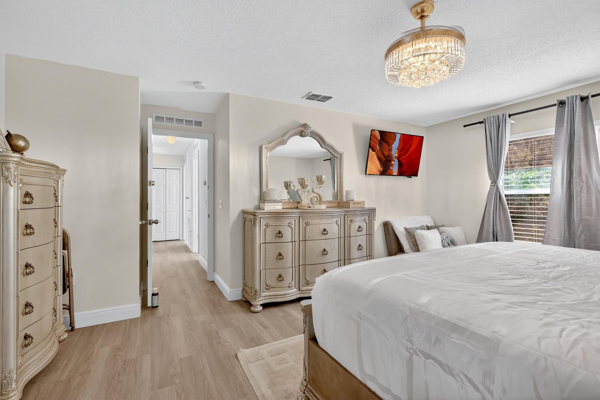PORT ST LUCIE SECTION 7 - Residential Lease