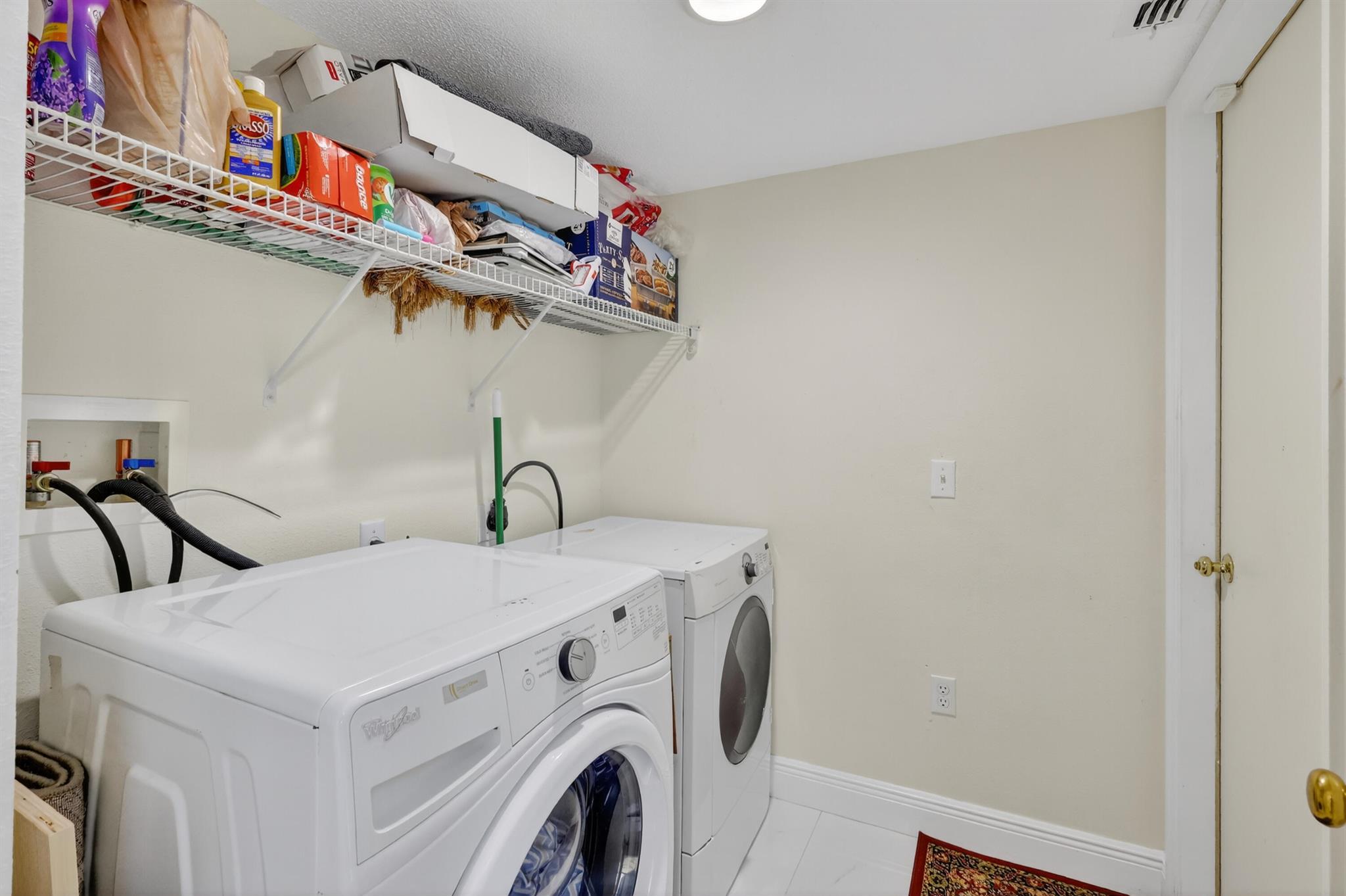 PORT ST LUCIE SECTION 7 - Residential Lease