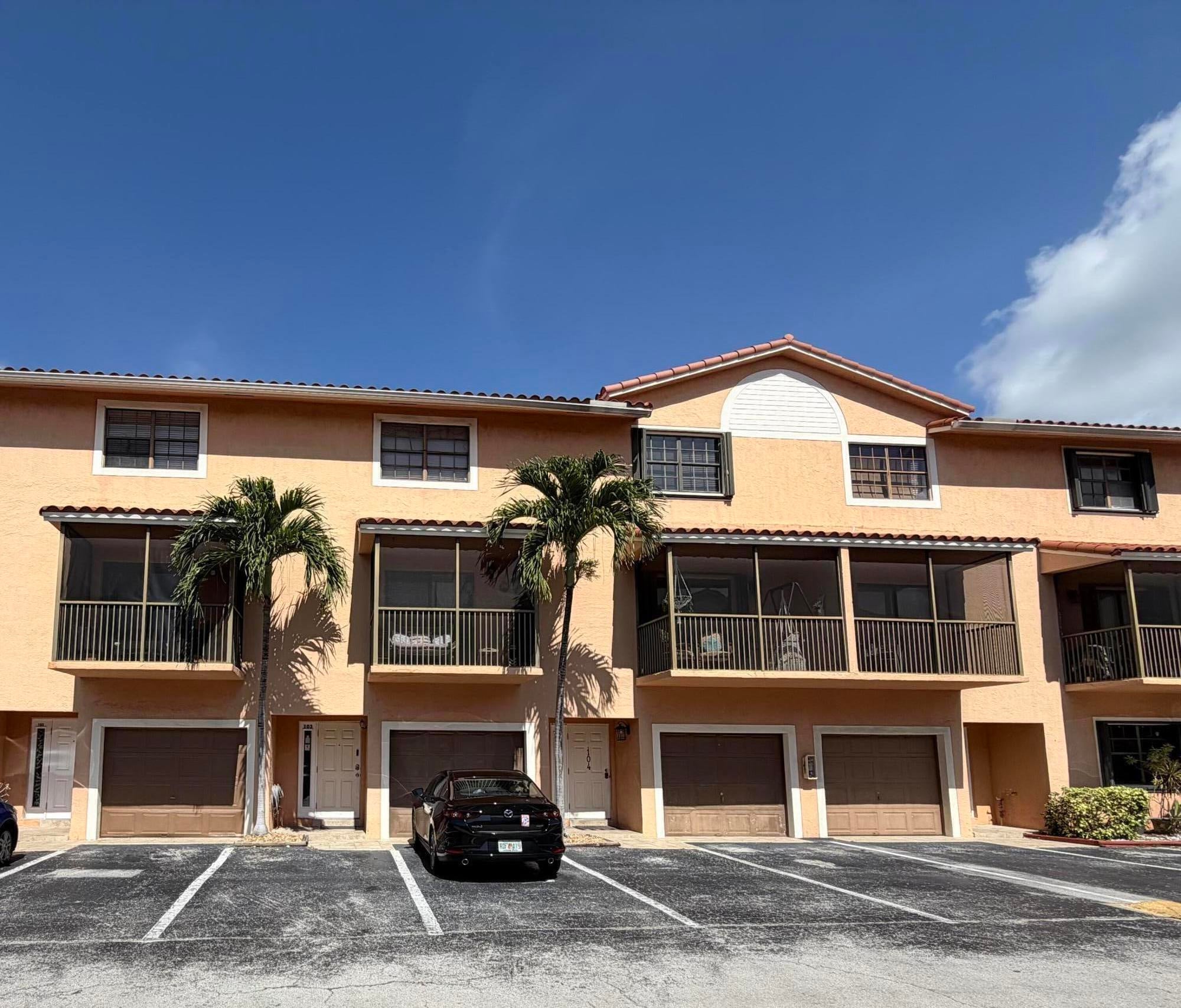 9908 HAMMOCKS Boulevard