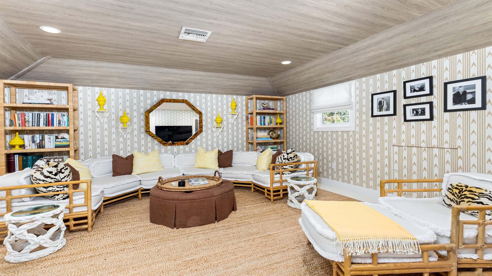 GULFSTREAM PROPERTIES - Residential